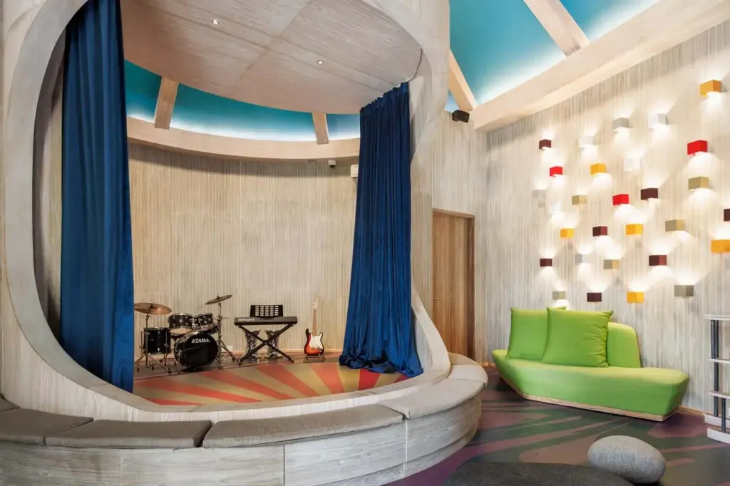 Hard Rock Hotel Maldives image 9