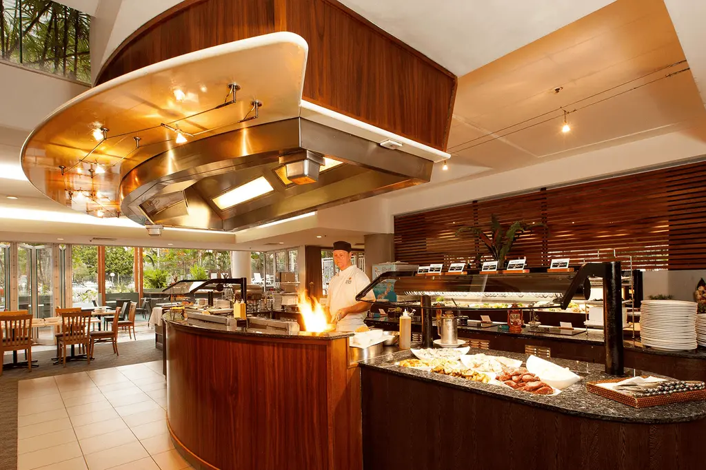 Rydges Esplanade Resort Cairns image 9